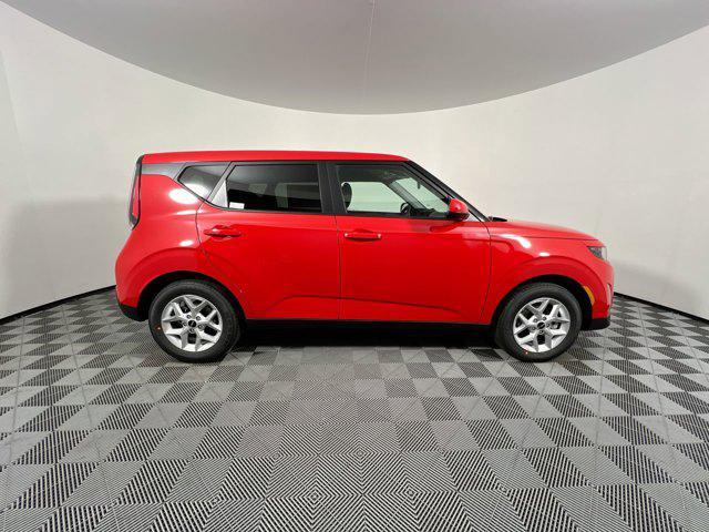 new 2025 Kia Soul car, priced at $20,937