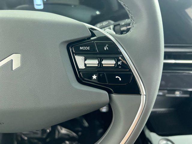 new 2025 Kia Niro car, priced at $34,090