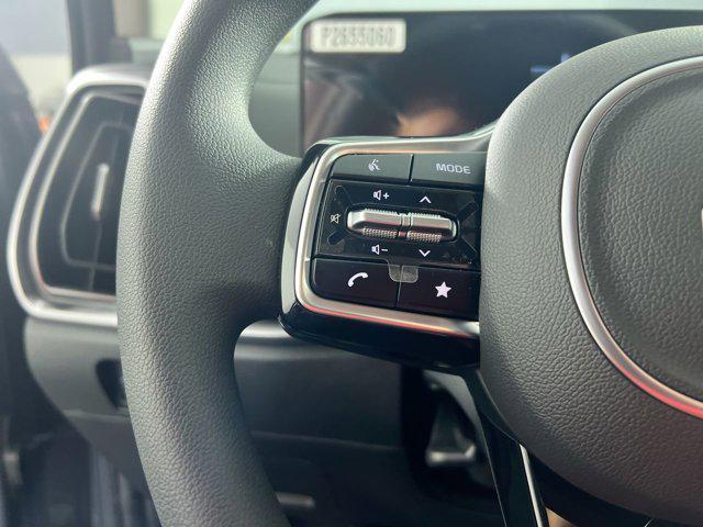 new 2025 Kia Sorento car, priced at $29,332