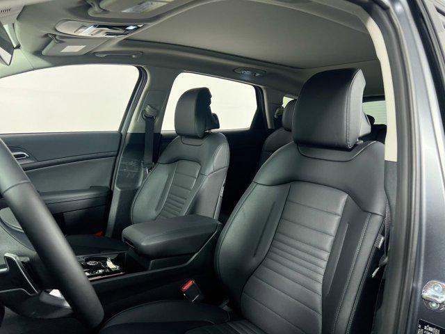 new 2025 Kia Sportage Hybrid car, priced at $35,564