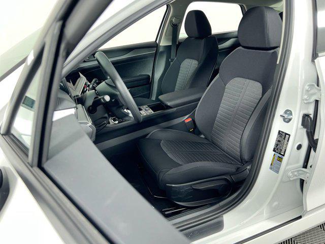 new 2025 Kia K5 car, priced at $29,100