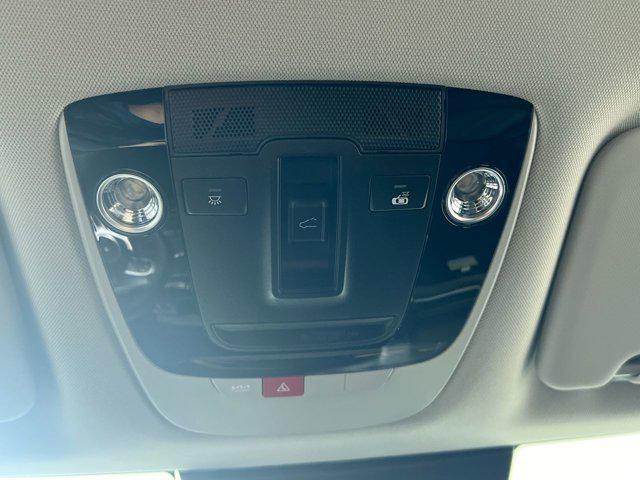 new 2025 Kia Sportage Hybrid car, priced at $35,564