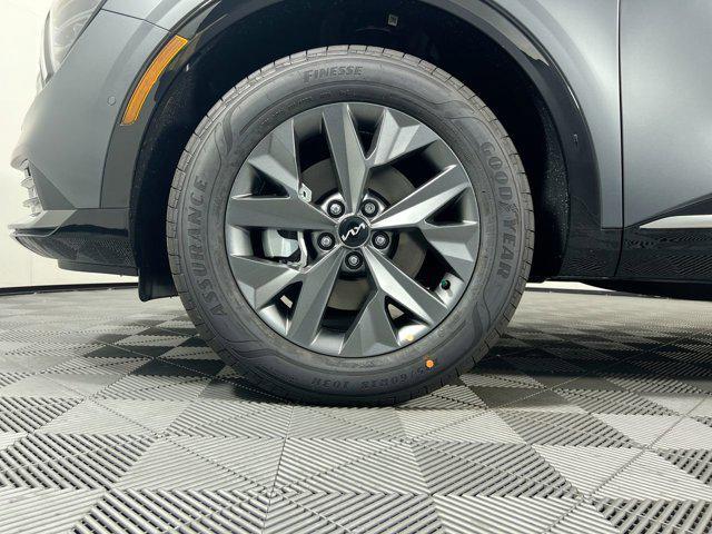 new 2025 Kia Sportage Hybrid car, priced at $35,564