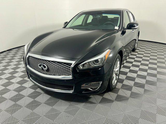 used 2015 INFINITI Q70 car, priced at $17,000