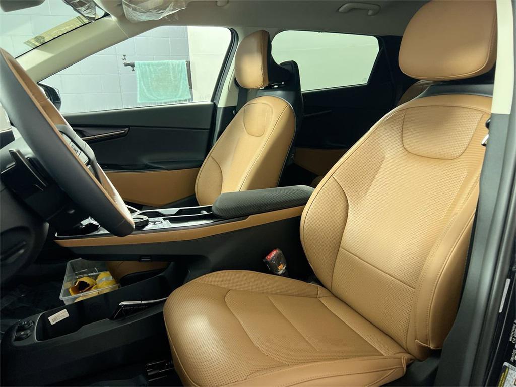 new 2025 Kia EV6 car, priced at $37,512