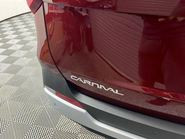 new 2025 Kia Carnival Hybrid car, priced at $41,772