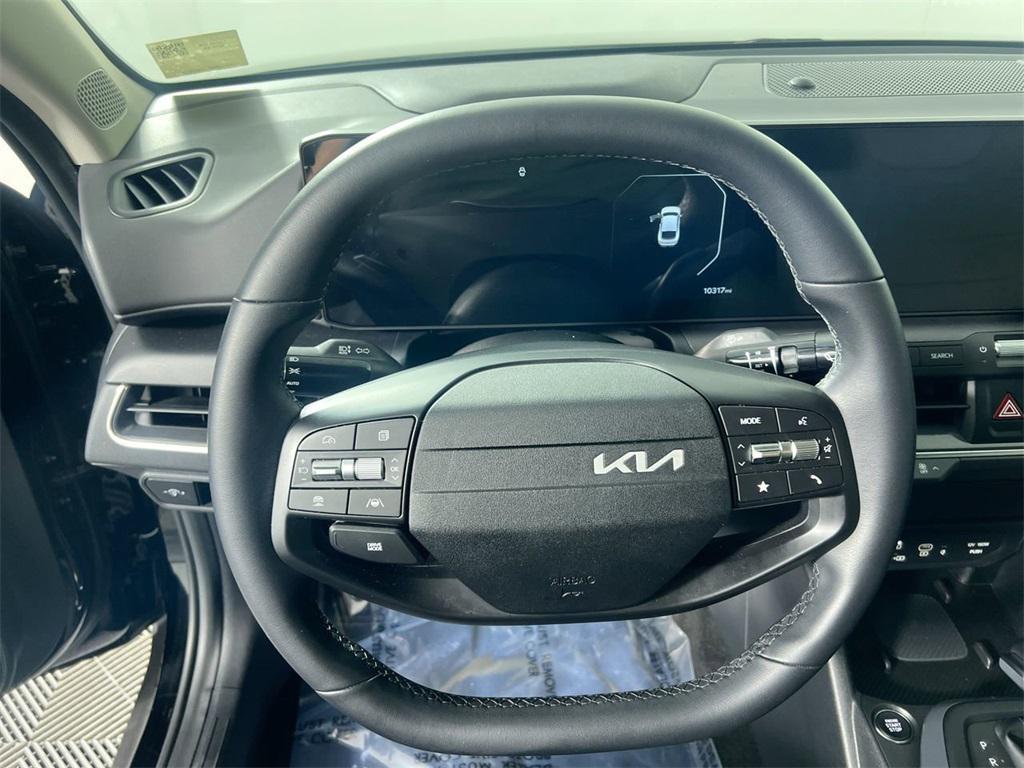 used 2025 Kia K4 car, priced at $22,000