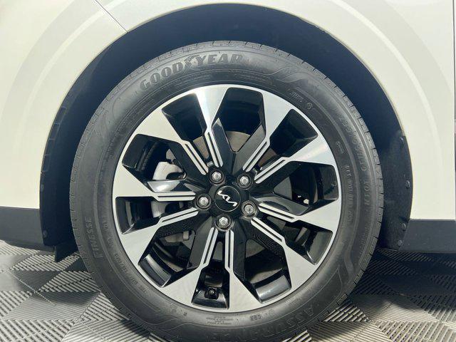 used 2024 Kia Carnival car, priced at $38,000