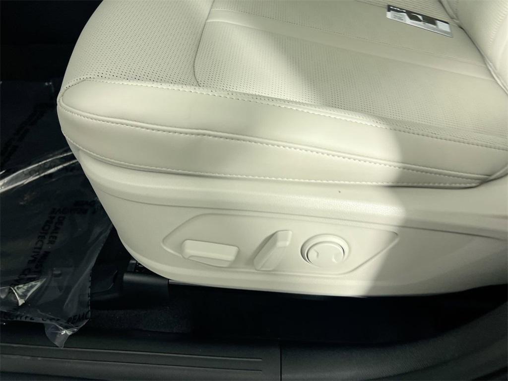 new 2026 Kia Sorento car, priced at $33,786