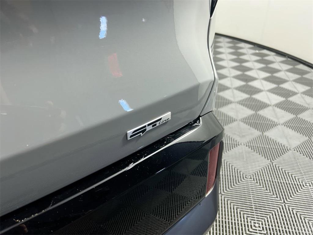 new 2026 Kia EV9 car, priced at $77,190