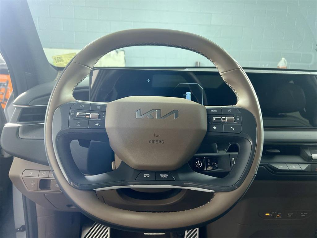 new 2026 Kia EV9 car, priced at $77,190