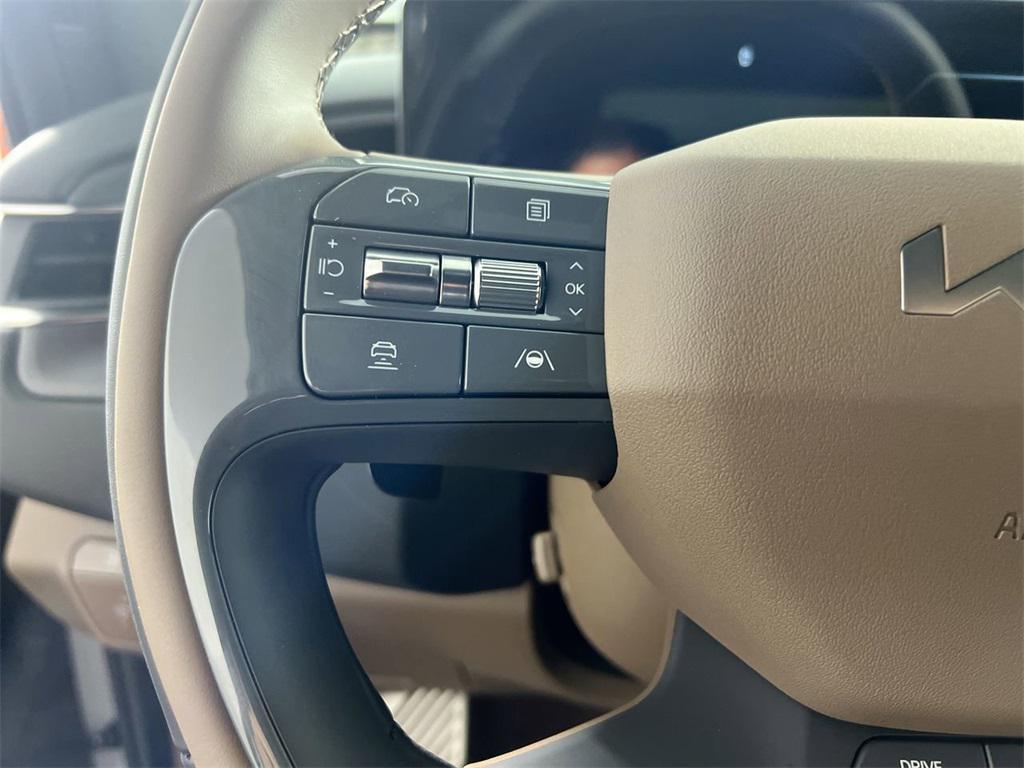 new 2026 Kia EV9 car, priced at $77,190