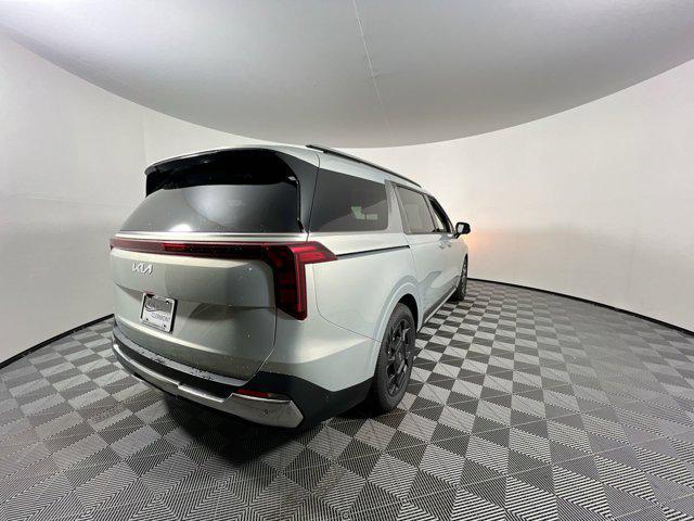 new 2025 Kia Carnival car, priced at $47,820