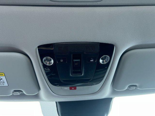 new 2025 Kia Seltos car, priced at $24,889