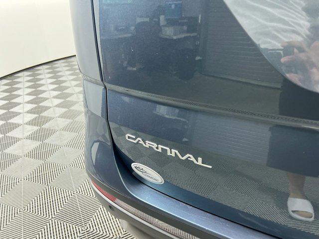 used 2024 Kia Carnival car, priced at $41,500