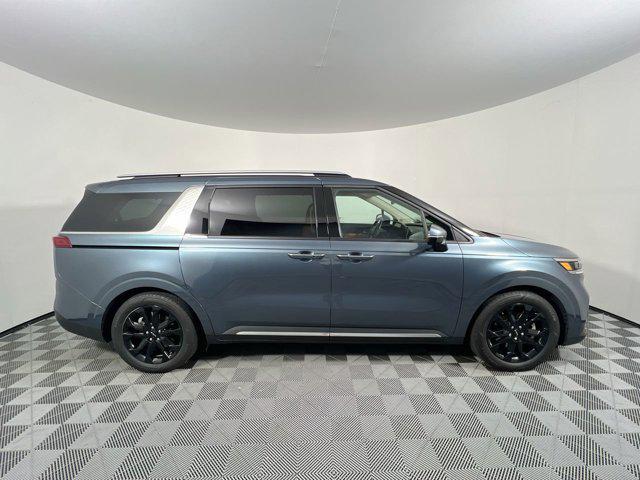 used 2024 Kia Carnival car, priced at $41,500