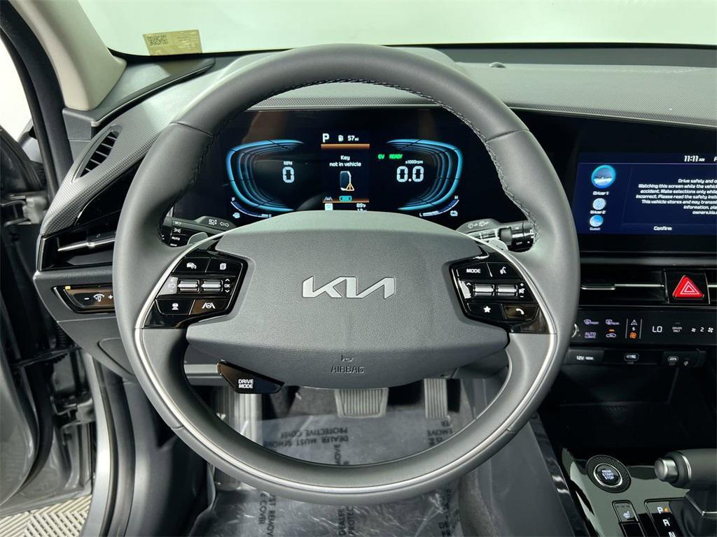 new 2025 Kia Niro car, priced at $28,726
