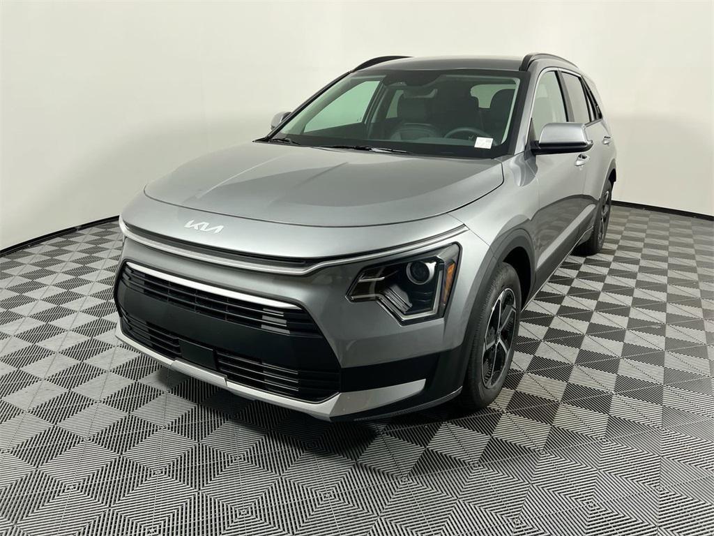 new 2025 Kia Niro car, priced at $28,726