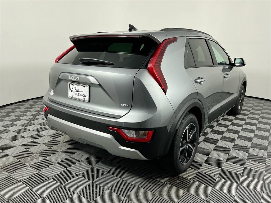 new 2025 Kia Niro car, priced at $28,726