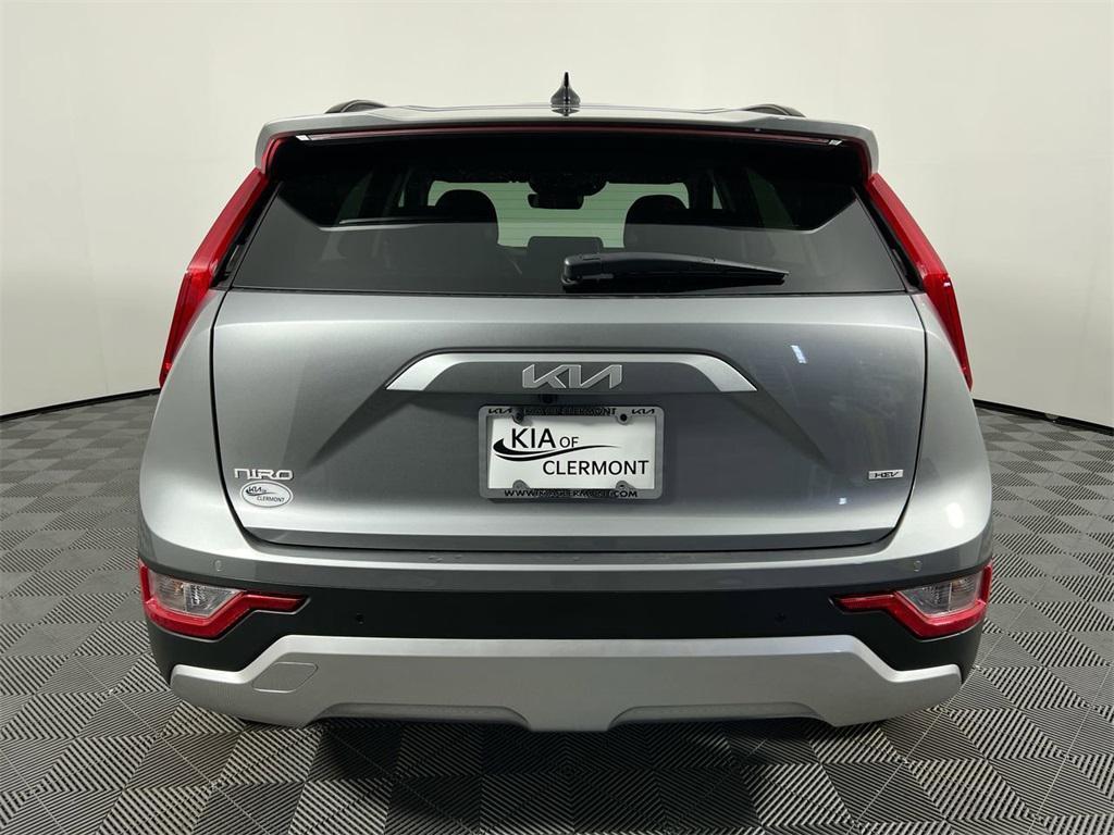new 2025 Kia Niro car, priced at $28,726