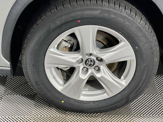 used 2023 Toyota Highlander car, priced at $28,650