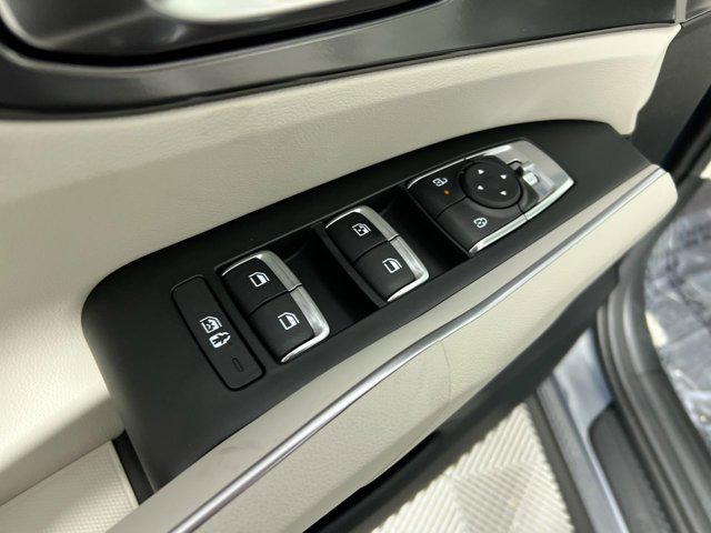 new 2025 Kia Sorento car, priced at $33,238