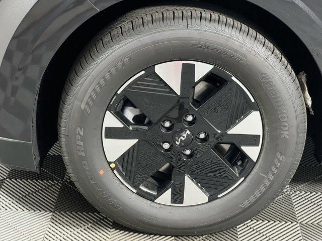 new 2026 Kia Carnival Hybrid car, priced at $40,545