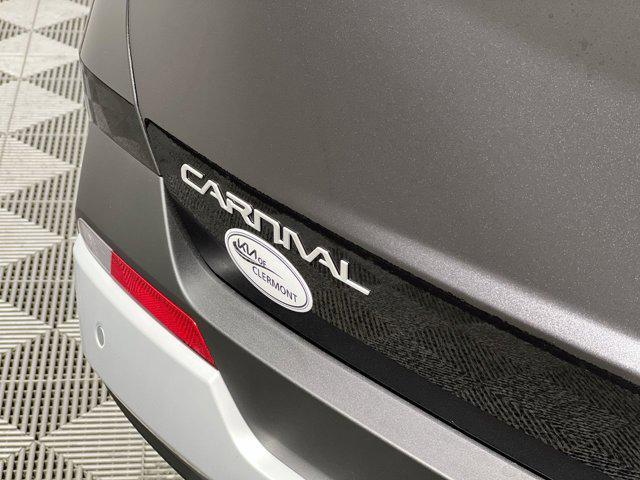 new 2026 Kia Carnival Hybrid car, priced at $40,545