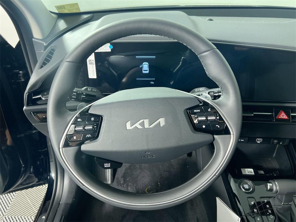 new 2025 Kia Niro car, priced at $35,090