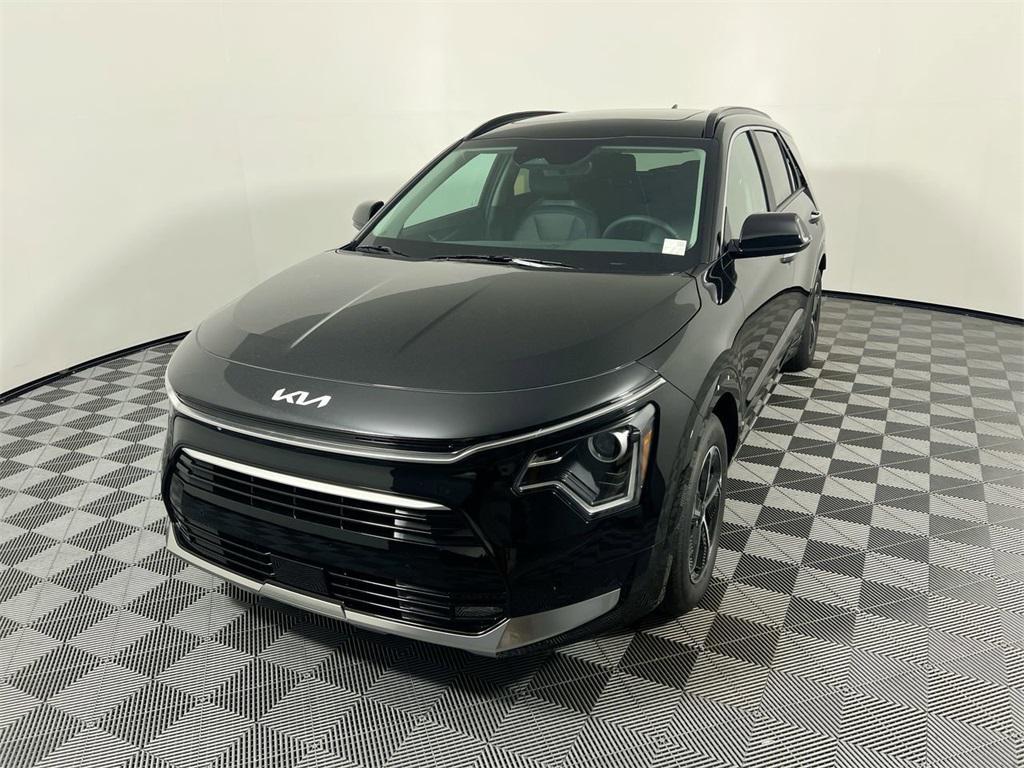new 2025 Kia Niro car, priced at $35,090