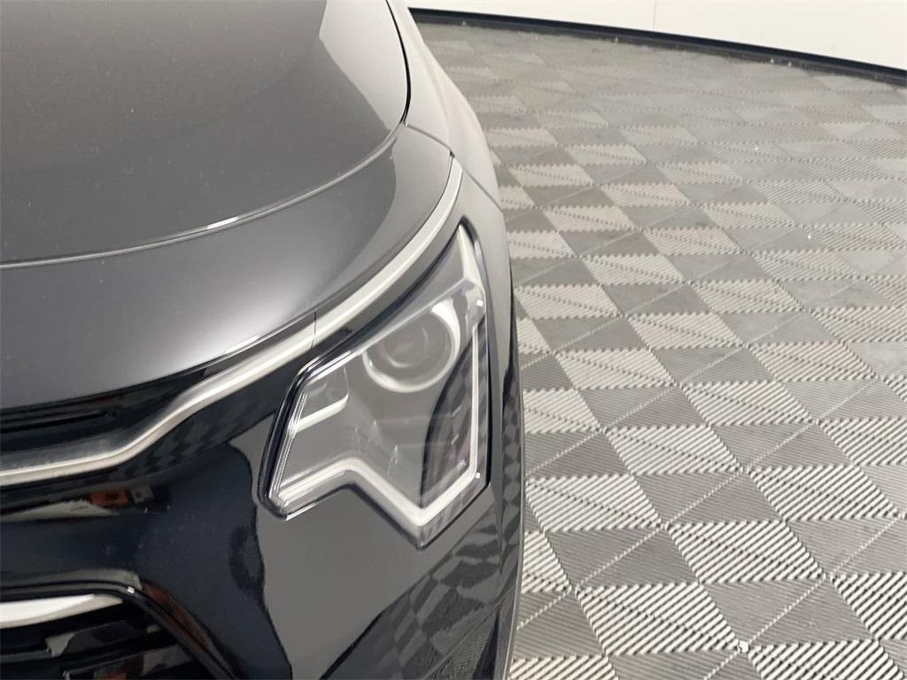 new 2025 Kia Niro car, priced at $35,090