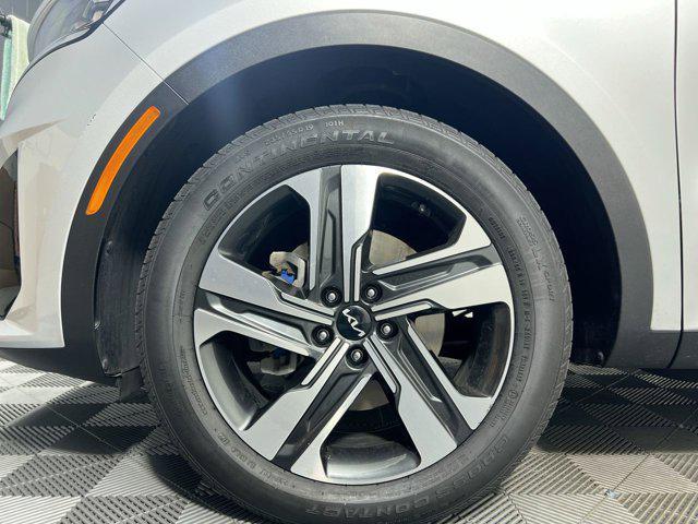 used 2022 Kia Sorento Plug-In Hybrid car, priced at $34,500