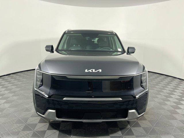 new 2026 Kia EV9 car, priced at $59,945