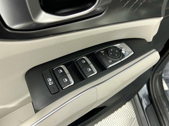 new 2025 Kia Sorento car, priced at $37,890