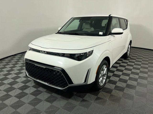new 2025 Kia Soul car, priced at $20,323