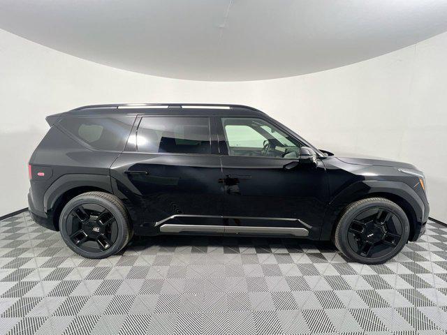 new 2026 Kia EV9 car, priced at $77,135
