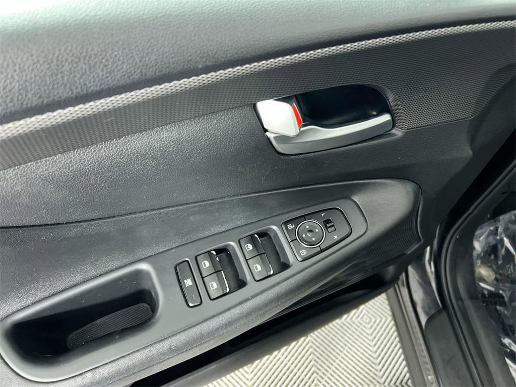 used 2020 Hyundai Santa Fe car, priced at $17,000