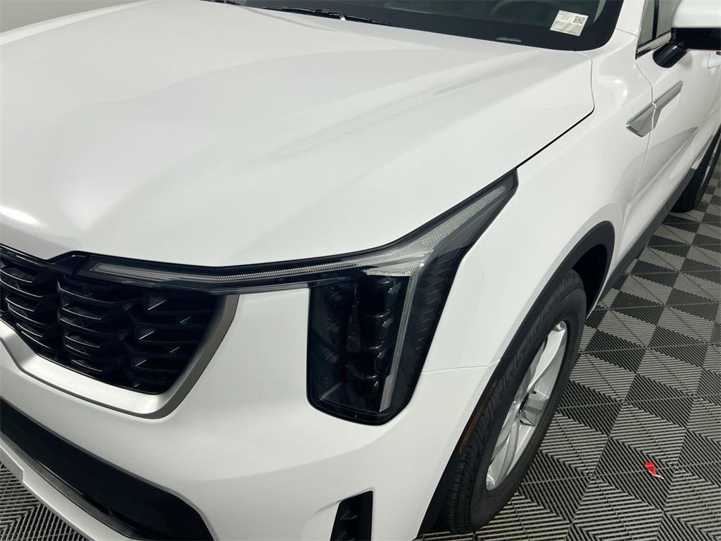 new 2026 Kia Sorento car, priced at $34,430