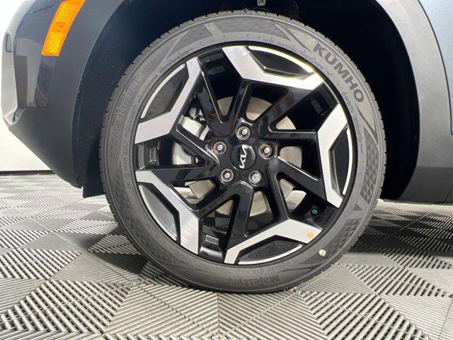 new 2025 Kia Seltos car, priced at $30,089