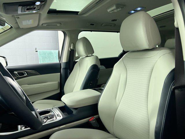 new 2026 Kia Carnival car, priced at $53,350