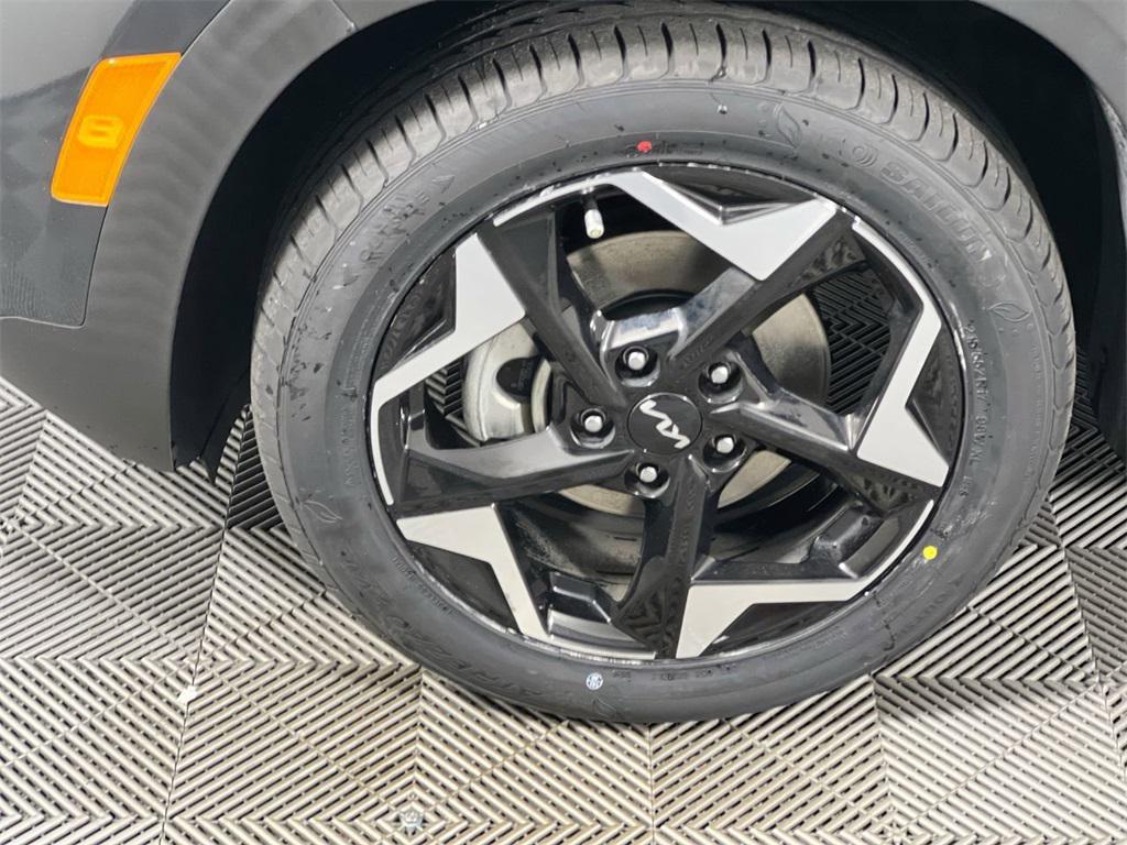 used 2024 Kia Seltos car, priced at $18,950