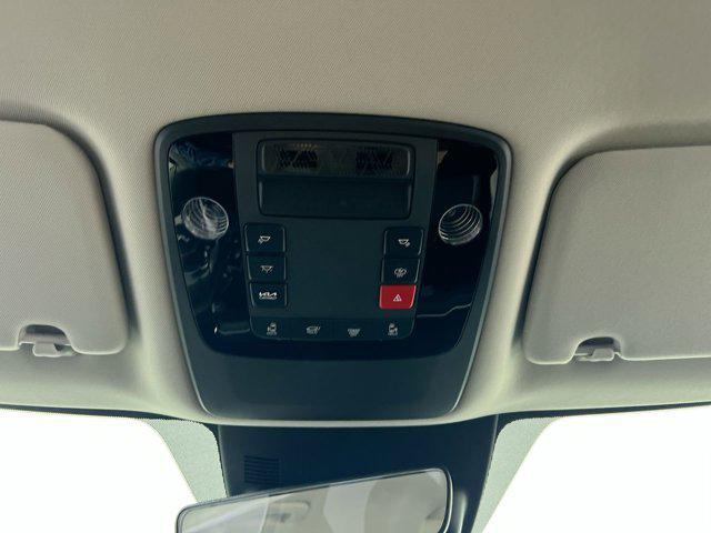 new 2025 Kia Carnival Hybrid car, priced at $45,260