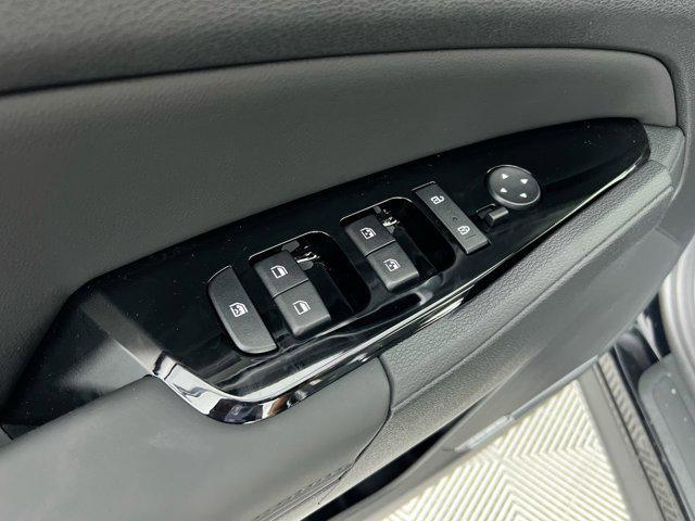 new 2025 Kia Sportage car, priced at $32,307