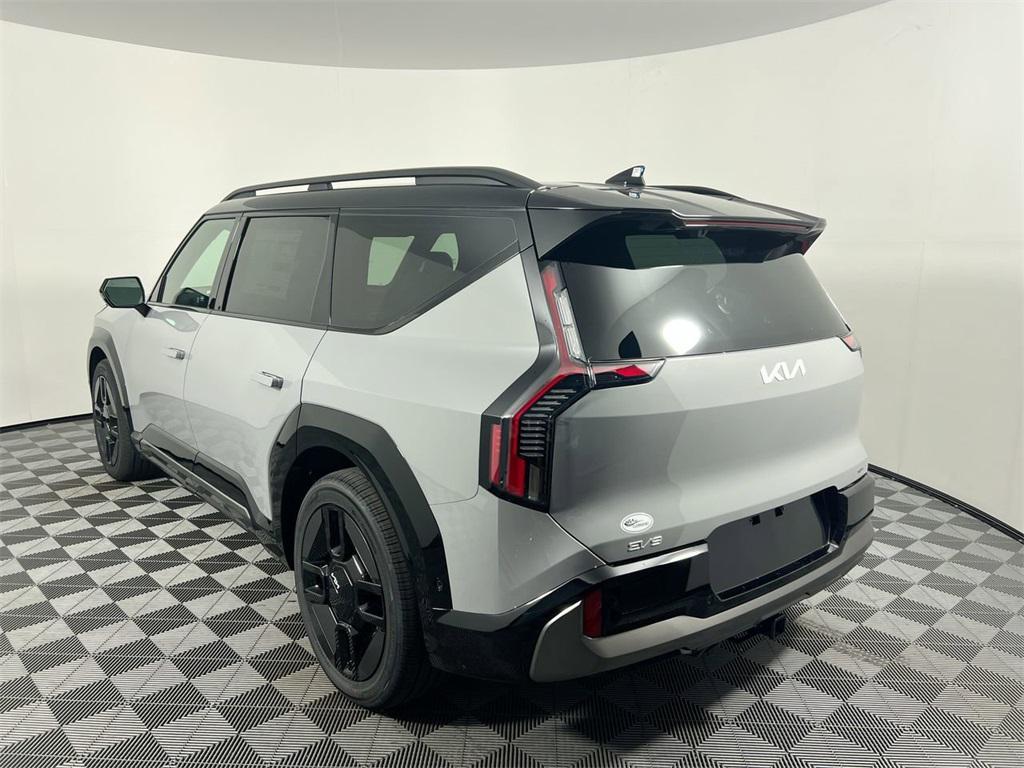 new 2026 Kia EV9 car, priced at $77,625