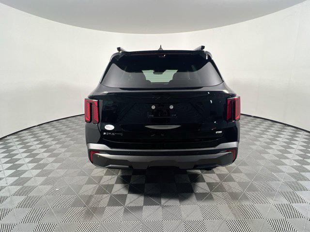 new 2025 Kia Sorento car, priced at $41,998