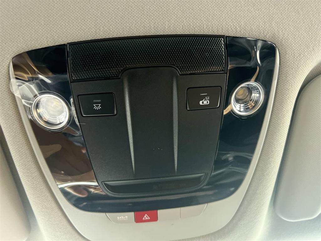 new 2025 Kia Seltos car, priced at $23,857