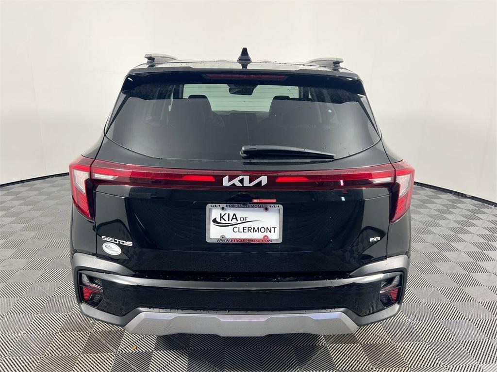 new 2025 Kia Seltos car, priced at $23,857
