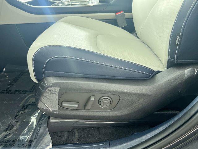 new 2025 Kia Carnival Hybrid car, priced at $48,549