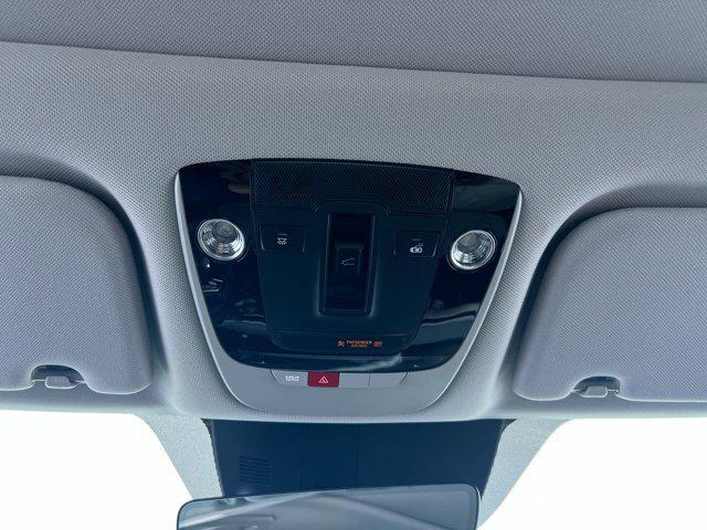 new 2025 Kia Sorento car, priced at $35,214