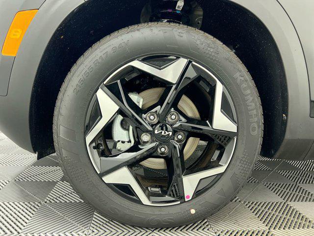new 2025 Kia Seltos car, priced at $24,958